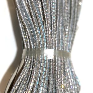 Meia cana Strass e vidro Furta cor fundo claro 6 a 8mm - preço por metro