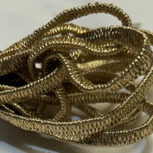 Elástico chato corrugado, cor ouro metalizado 8 mm - Preço por Metro